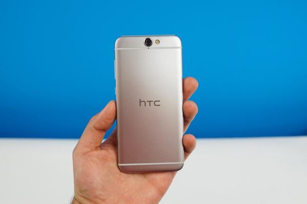 HTC抄iPhone是因為缺設計人才？