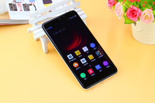 360手機新品N4發(fā)布并啟動預(yù)約 全網(wǎng)通999元