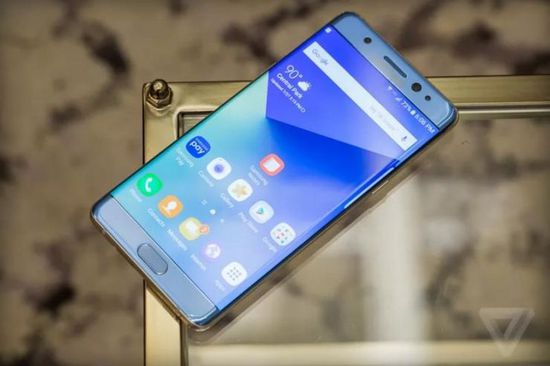 三星Note7集黑科技大成 虹膜識(shí)別對(duì)抗iPhone