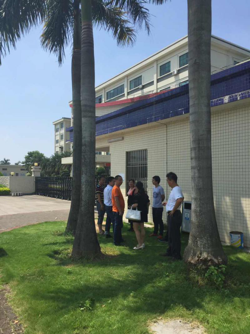 三星供應(yīng)商裕元華陽(yáng)清算員工工資遭討債