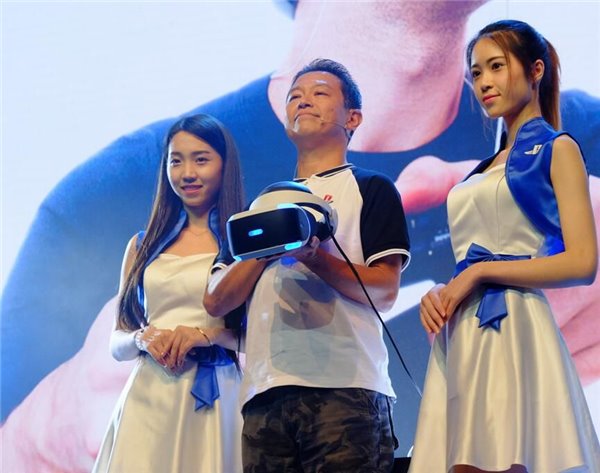 2016年索尼PS VR成王者,銷量遠超HTC Vive