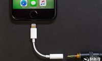終于來(lái)了！iPhone 7S、7S Plus、8都支持無(wú)線充電