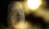 指紋識別讓手機(jī)更安全？法媒揭示指紋識別危害