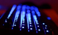 Micro LED成本低逾3成 終極目標(biāo)挑戰(zhàn)AMOLED手機(jī)面板