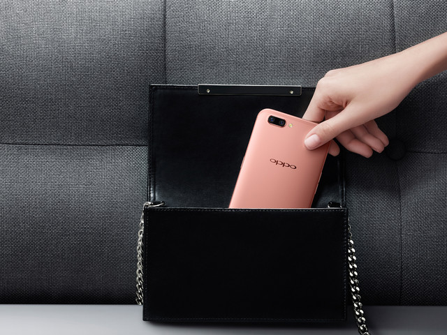 前后2000萬像素 OPPO R11新機(jī)發(fā)布