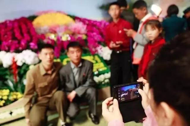 山寨完iPad，朝鮮又推出一款5年前的手機：4700元
