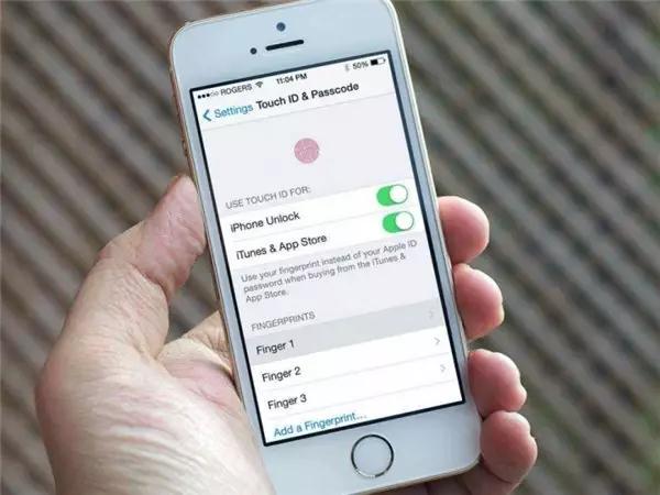 蘋果iPhone 8要用的面部識別，真的能替代指紋識別？