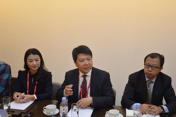 華為六年來將首次重組董事會(huì) 欲攻克西方市場(chǎng)