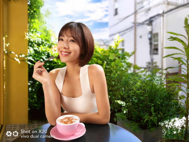 vivo X20全面屏手機(jī)首銷(xiāo)火爆