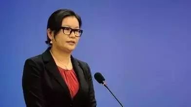 “她的工廠一旦停工，全球手機(jī)都得斷貨”，她是中國(guó)女首富，身價(jià) 500 億！