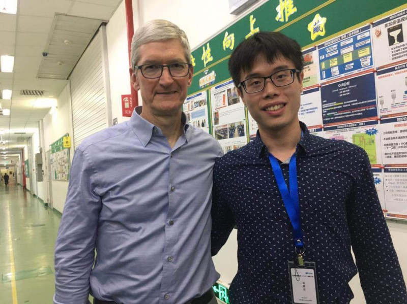 蘋果CEO庫克首次來廣州，第一站“全副武裝”看了這個車間