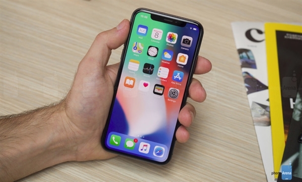 人臉識別難用！蘋果拿下屏下指紋 新iPhone爽了