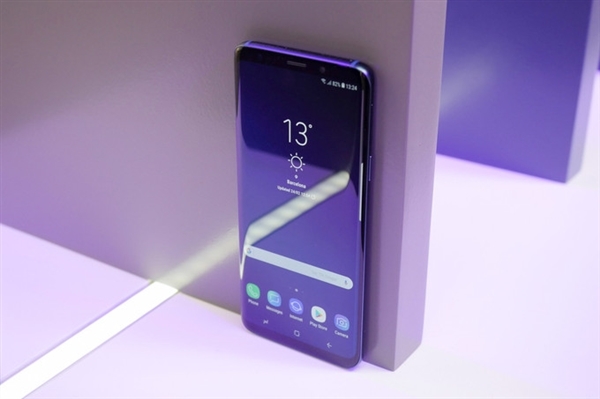 三星自曝Galaxy X：屏幕能內向直接對折！