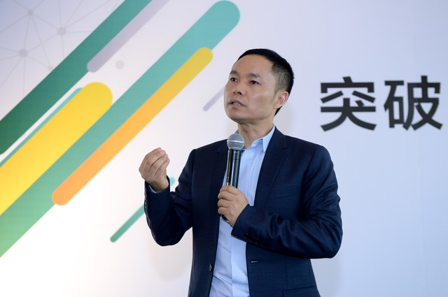智能手機行業(yè)陷入至暗時刻 如何破局至關(guān)生死