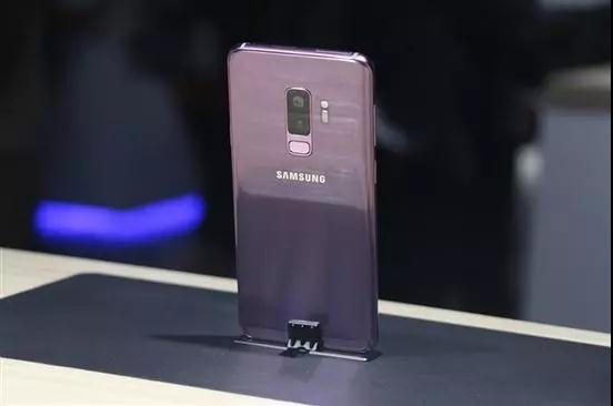 三星S9超iPhone X領(lǐng)跑4月智能機(jī)全球暢銷(xiāo)榜