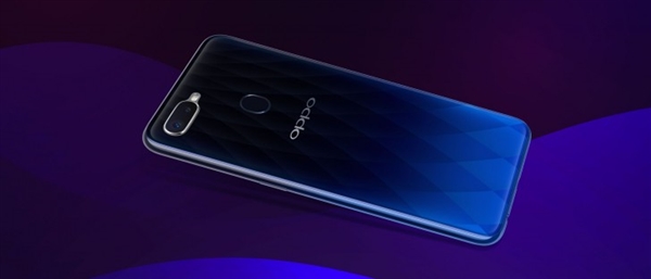 水滴屏設計 OPPO F9亮相:售價約2350元