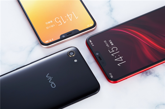vivo Y81s首發(fā)圖賞：全屏視野暢玩不停，引領(lǐng)千元機(jī)新潮流