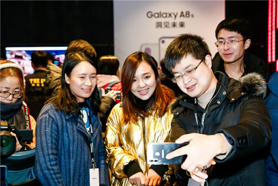 洞見未來 全屏實力 三星Galaxy A8s中國正式發(fā)布