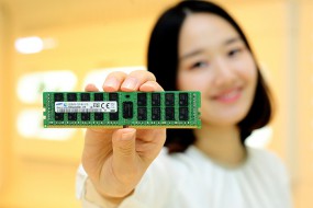 明年內(nèi)存芯片市場低迷 三星計劃放緩擴張步伐