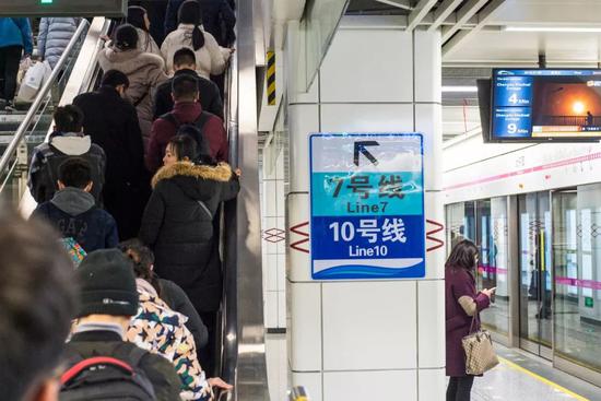 何時能用上5G手機(jī)？工信部：5G產(chǎn)品下半年有望上市