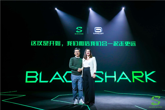 黑鯊游戲手機2實力詮釋“操控之王”，玩家體驗再升級