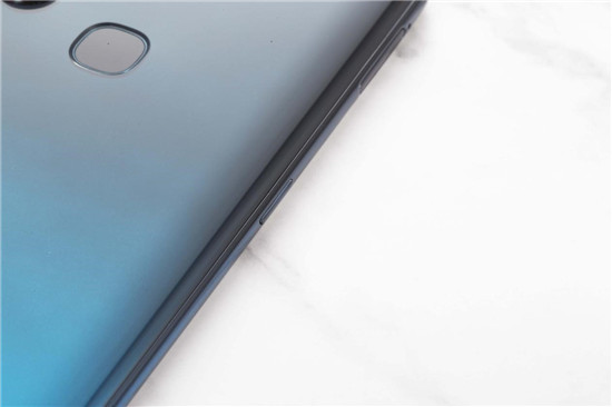 全新vivo S1上手：時(shí)尚、實(shí)力完美邂逅，體驗(yàn)超預(yù)期