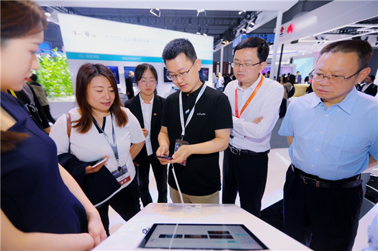 vivo三大動作協(xié)力中國聯(lián)通，共同推進5G商用進程