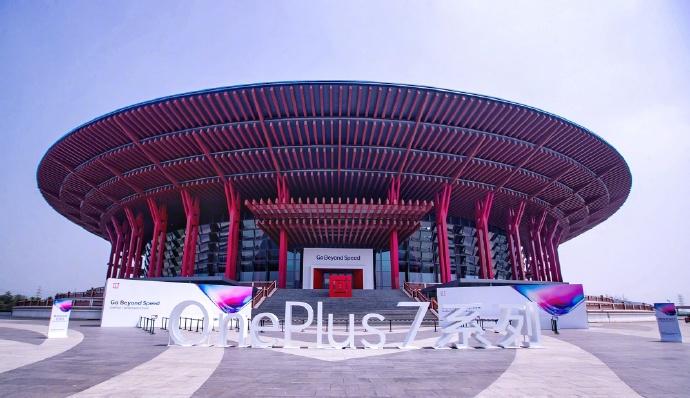 一加7系列正式發(fā)布:一加7 Pro相機(jī)評(píng)分超過(guò)三星S10+