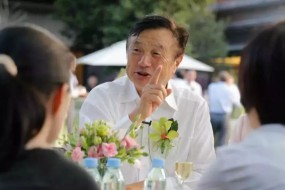 任正非：華為能做美國芯片一樣的芯片