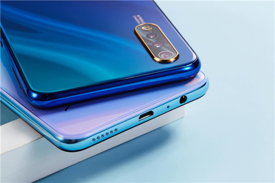 vivo Y7s雙色圖賞：光影之間，折射出碧波蕩漾的夏日風(fēng)情