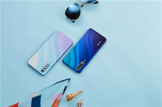 vivo Y7s雙色圖賞：光影之間，折射出碧波蕩漾的夏日風(fēng)情