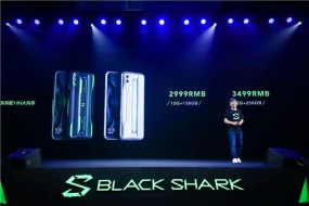 黑鯊游戲手機2 Pro上市  賽博朋克風(fēng)設(shè)計  盡顯潮流擔(dān)當(dāng)