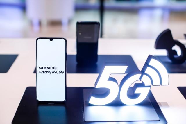 三星中端5G新機(jī)Galaxy A90發(fā)布 售價4499元