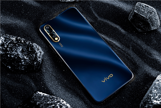 全新vivo Z5極速幻影10月21日開啟預(yù)售，1498元起