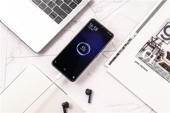 vivo Z5i評測：強(qiáng)勁性能與長效續(xù)航的結(jié)合體，打造全新體驗