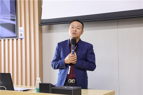 單日生產(chǎn)十萬(wàn)臺(tái)  vivo 5G開(kāi)放日展現(xiàn)強(qiáng)大生產(chǎn)實(shí)力
